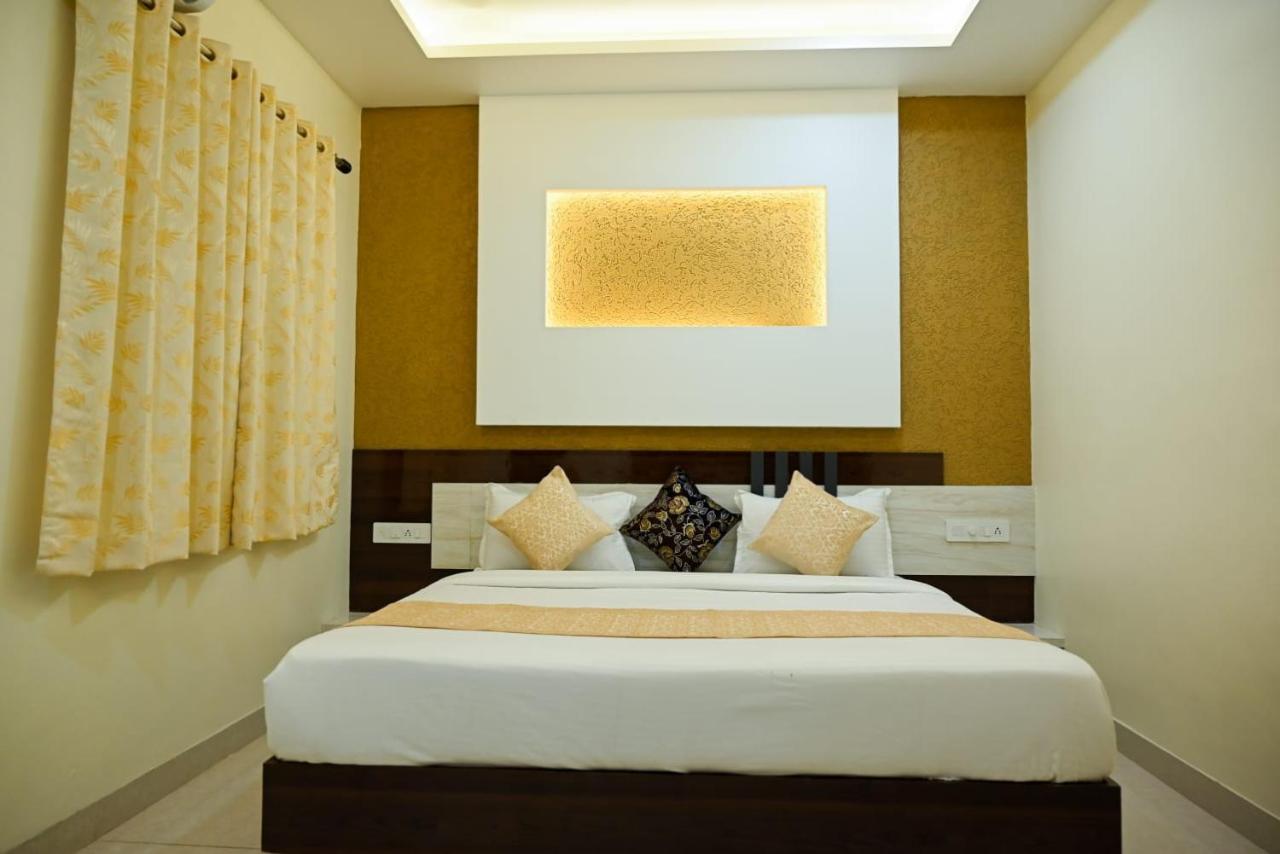 Hotel Golden Bliss Bhópál Exteriér fotografie